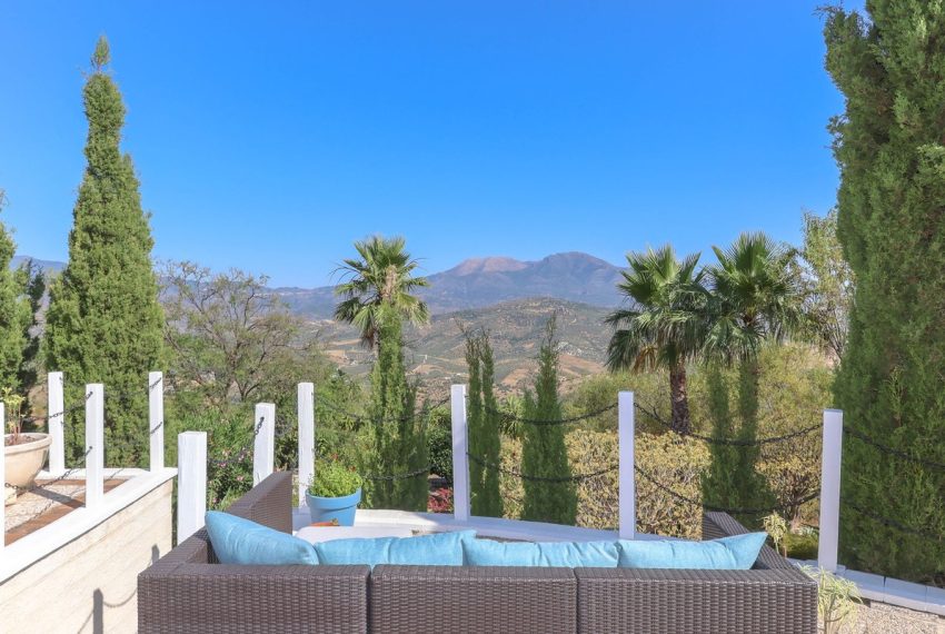 R5079136-Villa-For-Sale-Guaro-Detached-3-Beds-208-Built-5