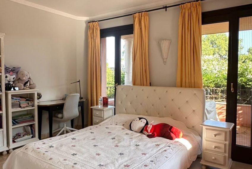 R5079865-Villa-For-Sale-Sierra-Blanca-Detached-4-Beds-562-Built-18