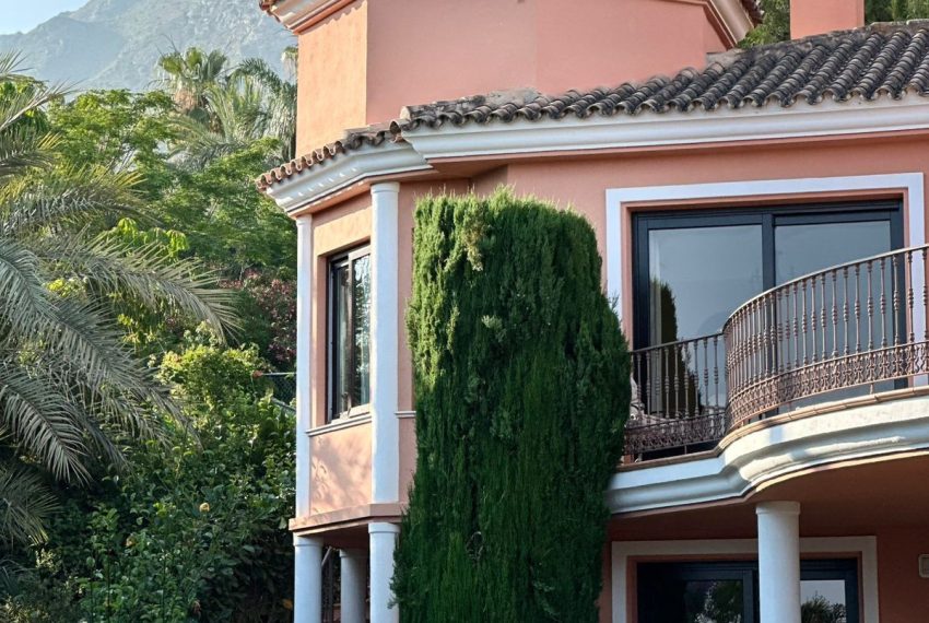 R5079865-Villa-For-Sale-Sierra-Blanca-Detached-4-Beds-562-Built-19