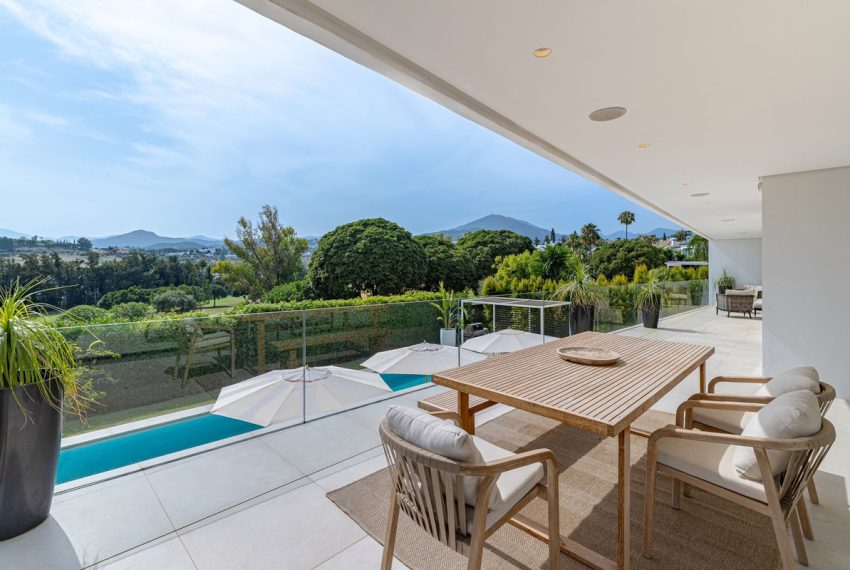 R5079934-Villa-For-Sale-Nueva-Andalucia-Detached-6-Beds-342-Built-13