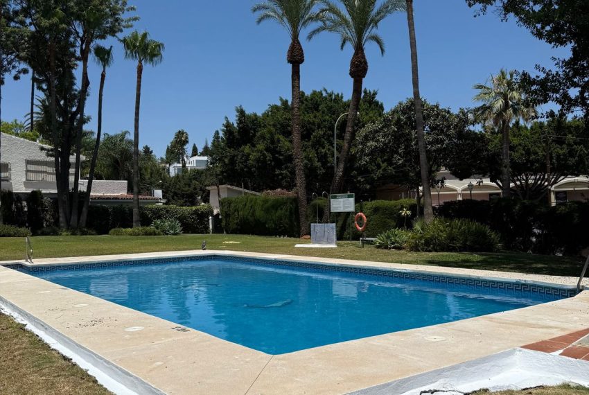 R5080054-Apartment-For-Sale-Nueva-Andalucia-Penthouse-2-Beds-77-Built-1