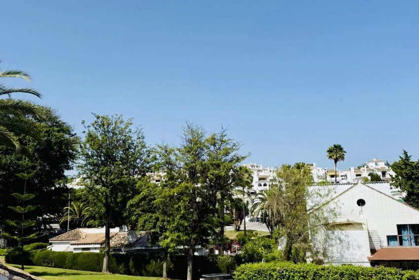 R5080054-Apartment-For-Sale-Nueva-Andalucia-Penthouse-2-Beds-77-Built-3