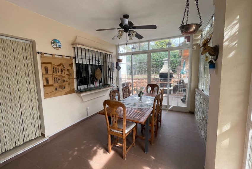 R5080618-Villa-For-Sale-Estepona-Finca-6-Beds-295-Built-13