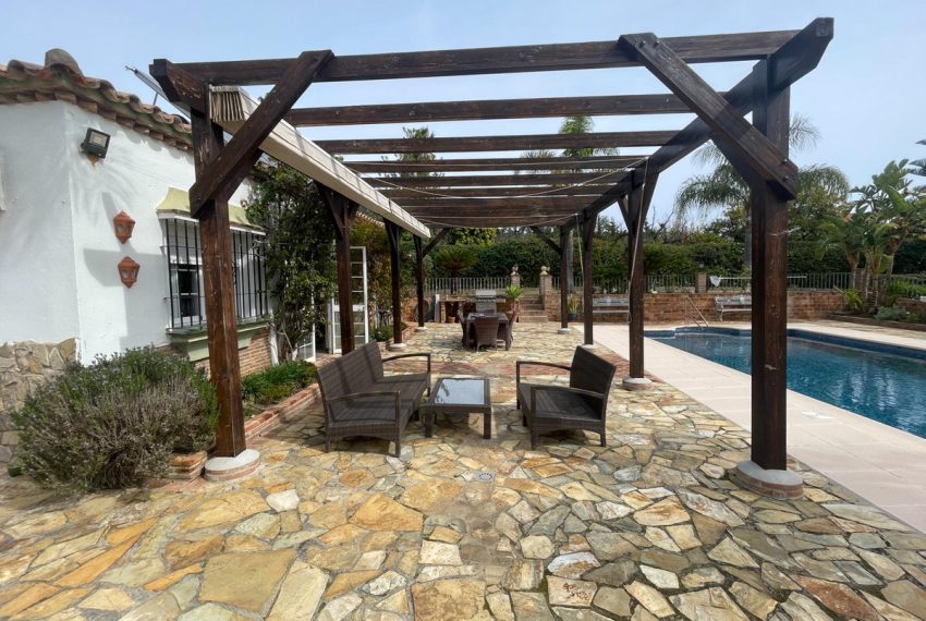 R5080618-Villa-For-Sale-Estepona-Finca-6-Beds-295-Built-19