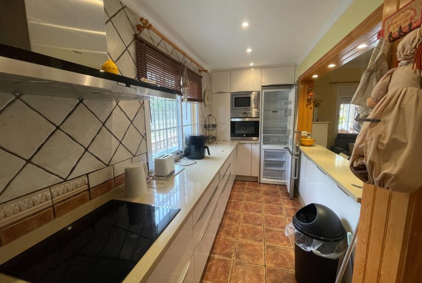 R5080618-Villa-For-Sale-Estepona-Finca-6-Beds-295-Built-3