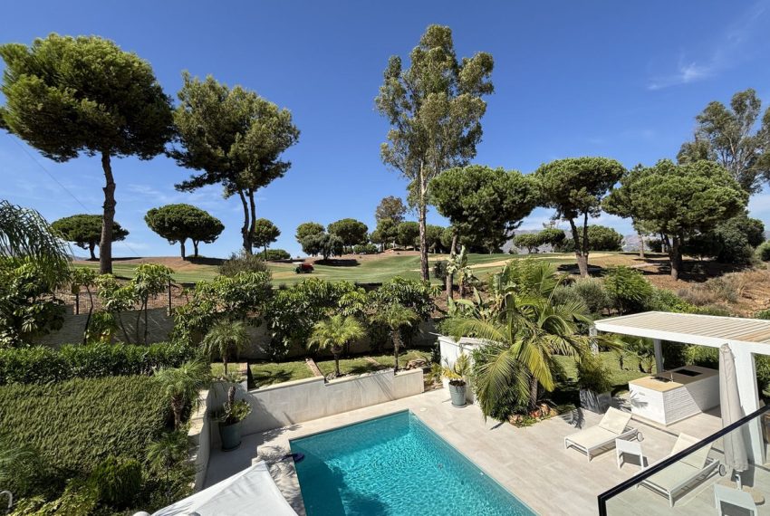 R5084113-Villa-For-Sale-La-Cala-Golf-Detached-5-Beds-441-Built-1