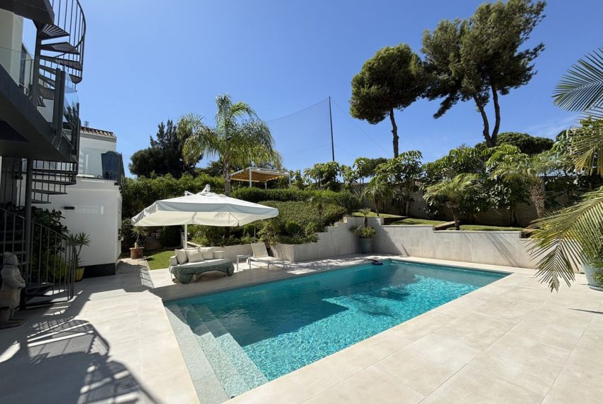 R5084113-Villa-For-Sale-La-Cala-Golf-Detached-5-Beds-441-Built