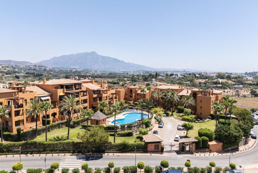 R5104996-Apartment-For-Sale-Benahavis-Middle-Floor-2-Beds-123-Built