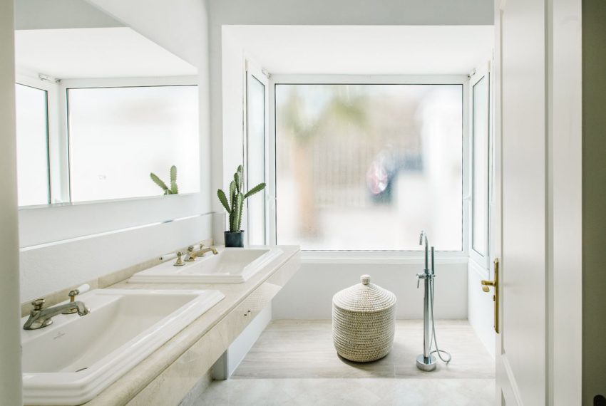 R5105857-Villa-For-Sale-Estepona-Detached-5-Beds-407-Built-4