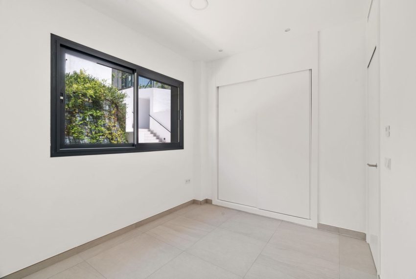 R5106727-Villa-For-Sale-Rio-Real-Semi-Detached-5-Beds-356-Built-12