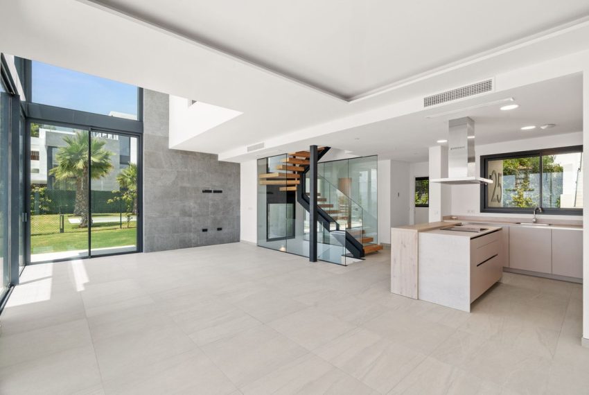 R5106727-Villa-For-Sale-Rio-Real-Semi-Detached-5-Beds-356-Built-2