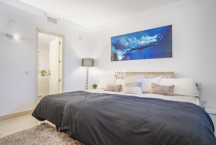 R5107042-Apartment-For-Sale-Nueva-Andalucia-Ground-Floor-2-Beds-263-Built-15