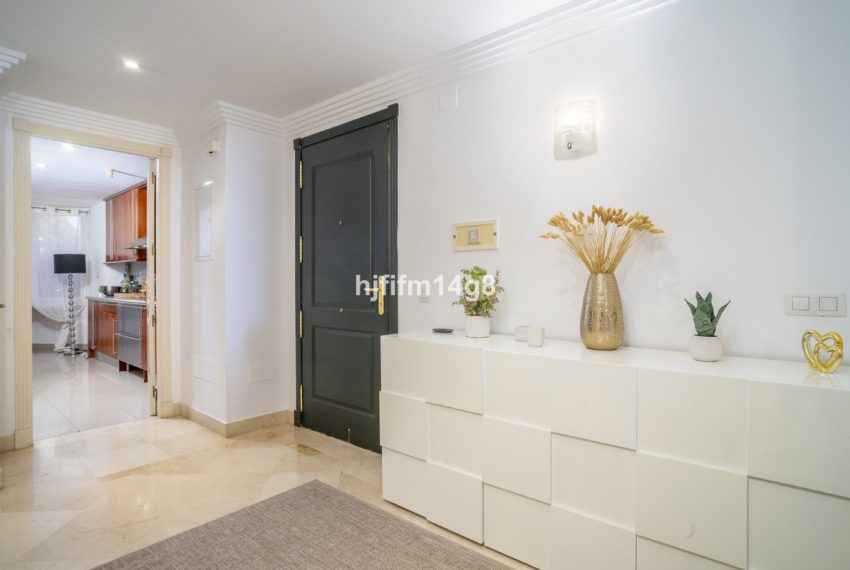 R5107042-Apartment-For-Sale-Nueva-Andalucia-Ground-Floor-2-Beds-263-Built-17