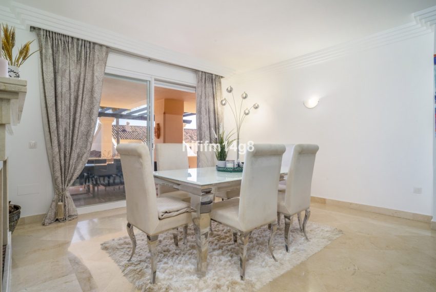 R5107042-Apartment-For-Sale-Nueva-Andalucia-Ground-Floor-2-Beds-263-Built-3