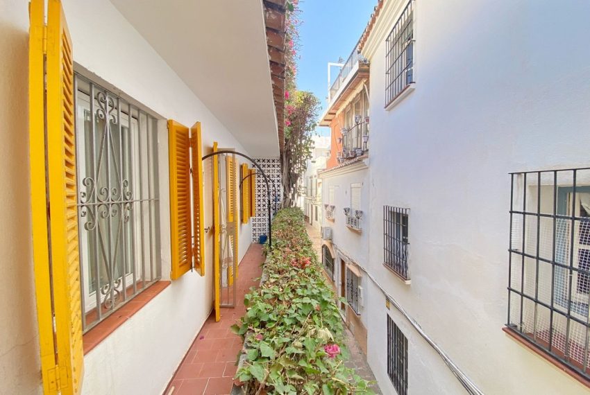 R5108419-Townhouse-For-Sale-Marbella-Terraced-4-Beds-218-Built-1