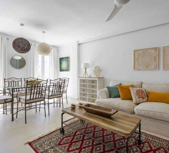 R5108635-Image 1-Terraced - 3 Beds - 132 Built