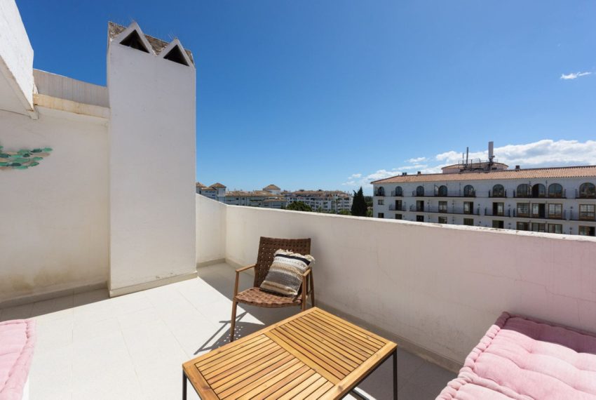 R5108635-Townhouse-For-Sale-Nueva-Andalucia-Terraced-3-Beds-132-Built-8