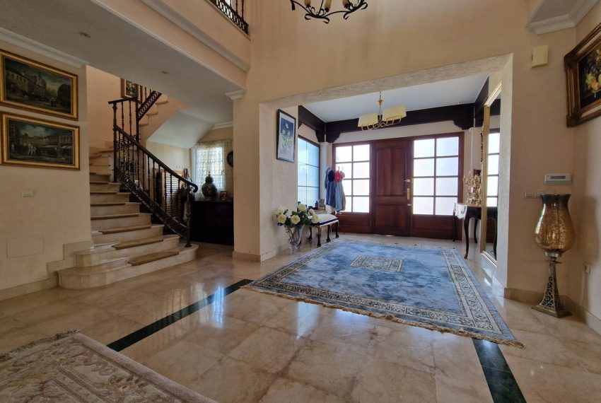 R5110717-Villa-For-Sale-Guadalmina-Baja-Detached-5-Beds-450-Built-12