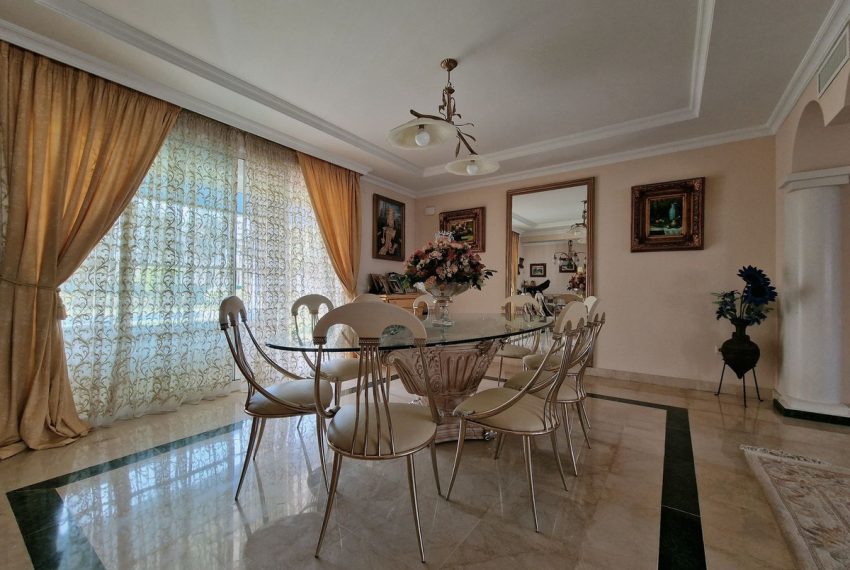 R5110717-Villa-For-Sale-Guadalmina-Baja-Detached-5-Beds-450-Built-7