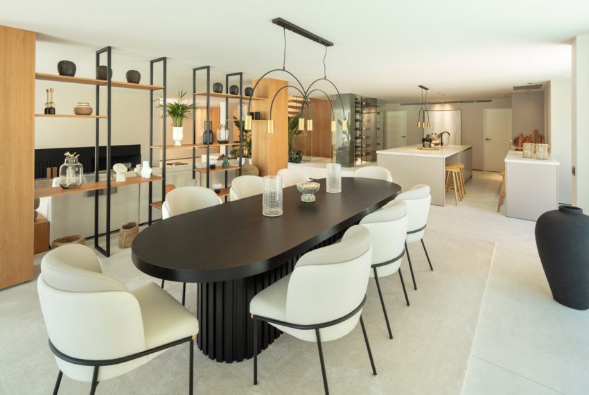 R5110969-Villa-For-Sale-Nueva-Andalucia-Detached-4-Beds-435-Built-11