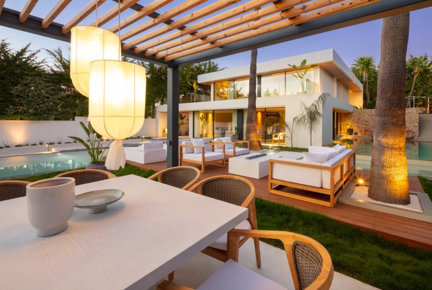 R5110969-Villa-For-Sale-Nueva-Andalucia-Detached-4-Beds-435-Built-5