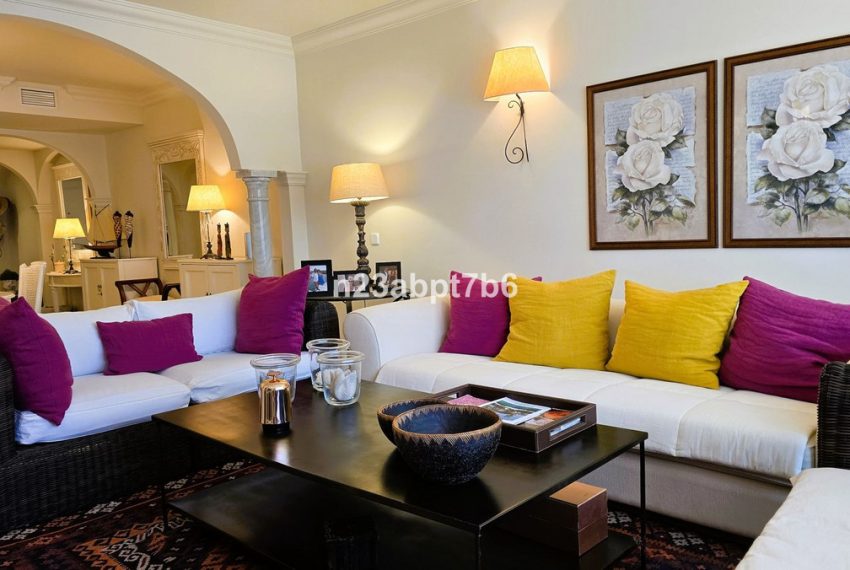 R5112445-Apartment-For-Sale-Nueva-Andalucia-Middle-Floor-2-Beds-118-Built-1