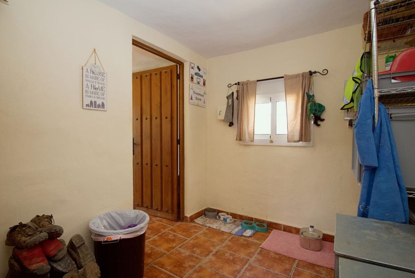 R5115244-Villa-For-Sale-Coin-Detached-5-Beds-255-Built-17