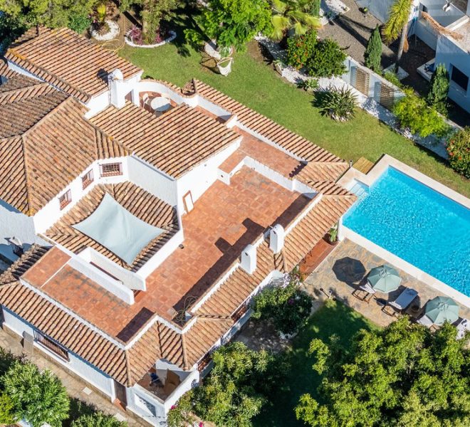 R5115433-Image 1-Detached - 4 Beds - 380 Built