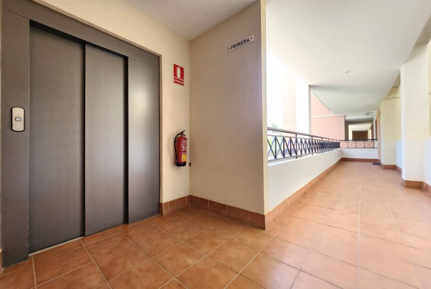 R5117008-Apartment-For-Sale-Nueva-Andalucia-Middle-Floor-2-Beds-151-Built-1