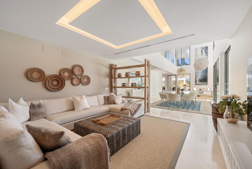 R5117725-Villa-For-Sale-Marbella-Detached-7-Beds-676-Built-6