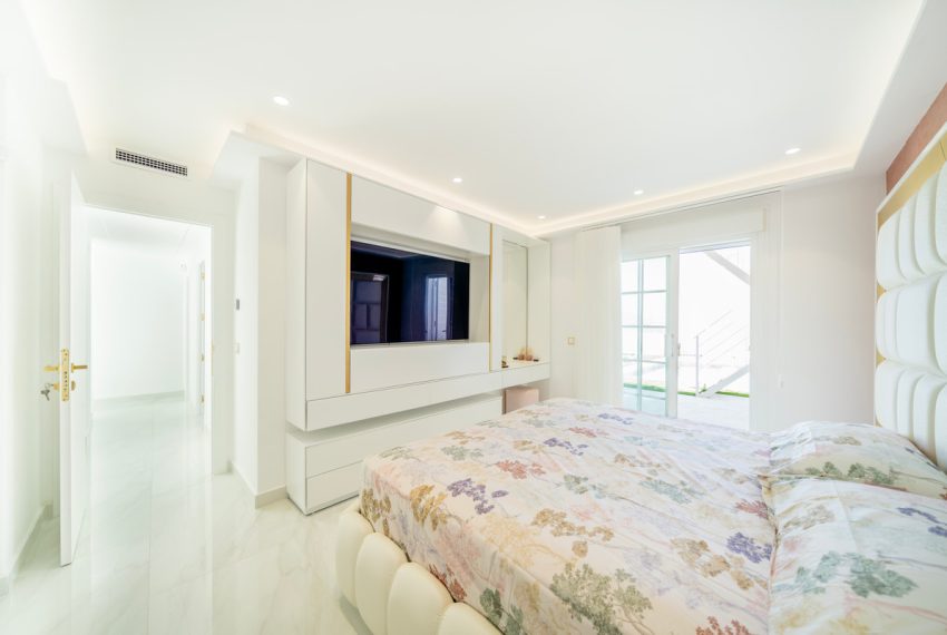 R5118349-Villa-For-Sale-Ojen-Semi-Detached-4-Beds-205-Built-10