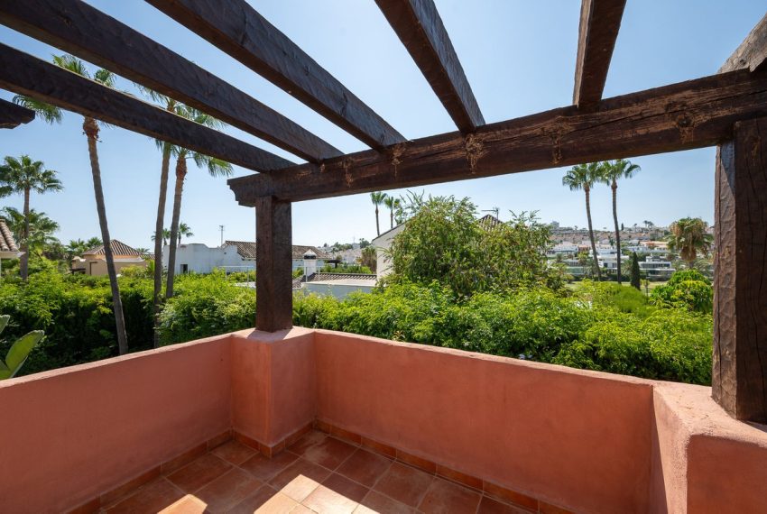 R5119606-Villa-For-Sale-Estepona-Detached-4-Beds-456-Built-18