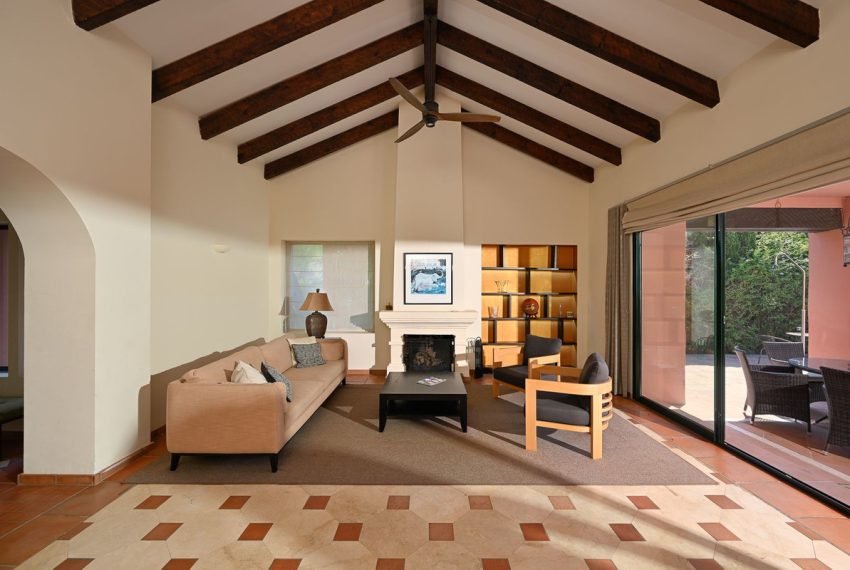 R5119606-Villa-For-Sale-Estepona-Detached-4-Beds-456-Built-8