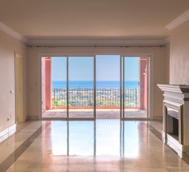 R5120149-Image 1-Middle Floor - 2 Beds - 132 Built