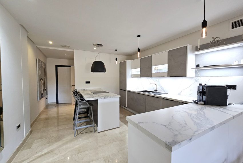R5120569-Apartment-For-Sale-Puerto-Banus-Middle-Floor-3-Beds-144-Built-2