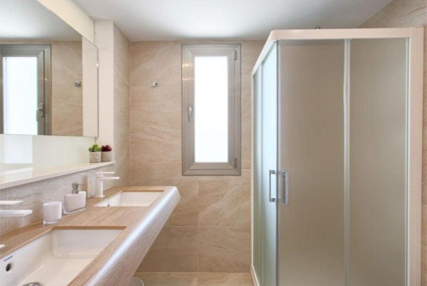 R5121433-Villa-For-Sale-Nueva-Andalucia-Semi-Detached-4-Beds-131-Built-11