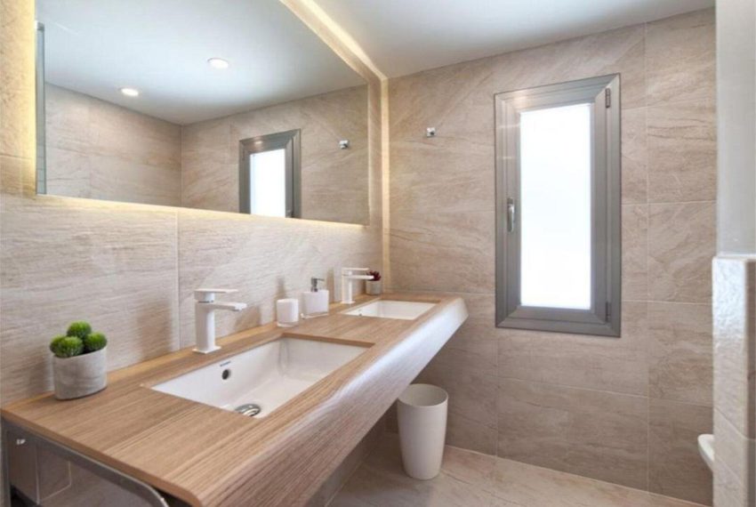 R5121433-Villa-For-Sale-Nueva-Andalucia-Semi-Detached-4-Beds-131-Built-16