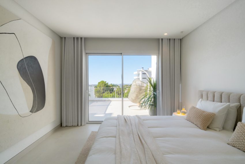 R5126269-Apartment-For-Sale-La-Quinta-Penthouse-Duplex-3-Beds-308-Built-3
