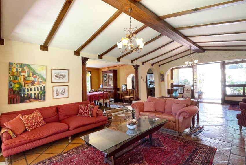 R5126434-Villa-For-Sale-San-Pedro-de-Alcantara-Detached-5-Beds-300-Built-1