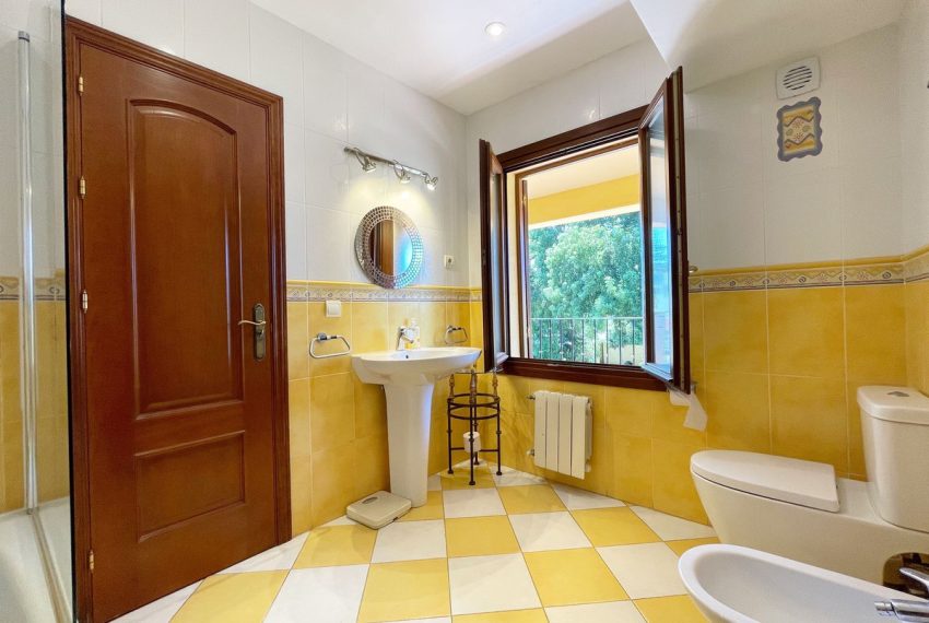 R5126434-Villa-For-Sale-San-Pedro-de-Alcantara-Detached-5-Beds-300-Built-14