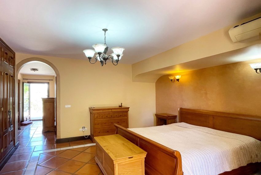 R5126434-Villa-For-Sale-San-Pedro-de-Alcantara-Detached-5-Beds-300-Built-18