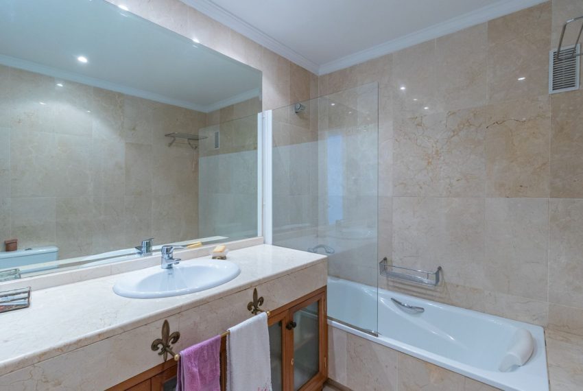 R5127019-Apartment-For-Sale-The-Golden-Mile-Penthouse-Duplex-4-Beds-185-Built-6