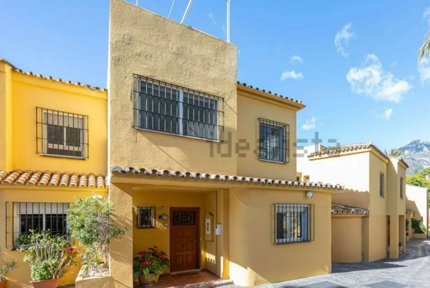R5127274-Townhouse-For-Sale-Marbella-Terraced-3-Beds-204-Built-1