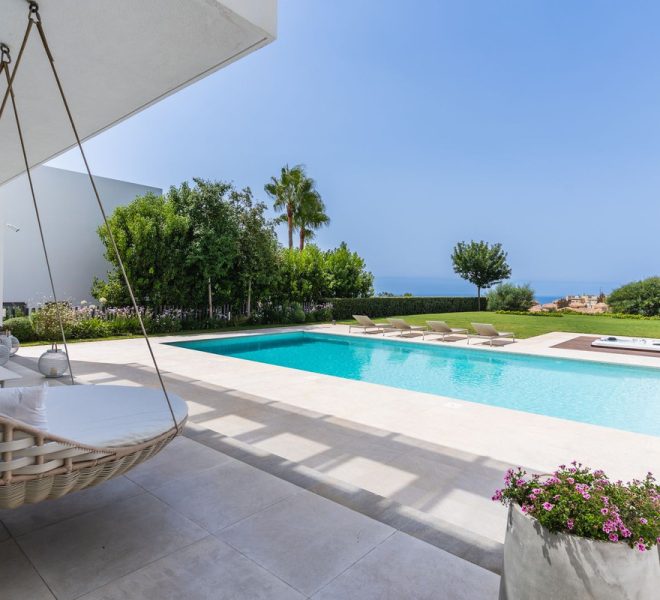 R5131675-Image 1-Detached - 5 Beds - 592 Built