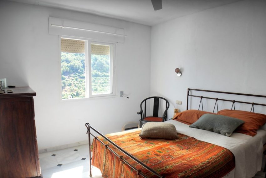 R5132815-Villa-For-Sale-Ojen-Detached-5-Beds-447-Built-11