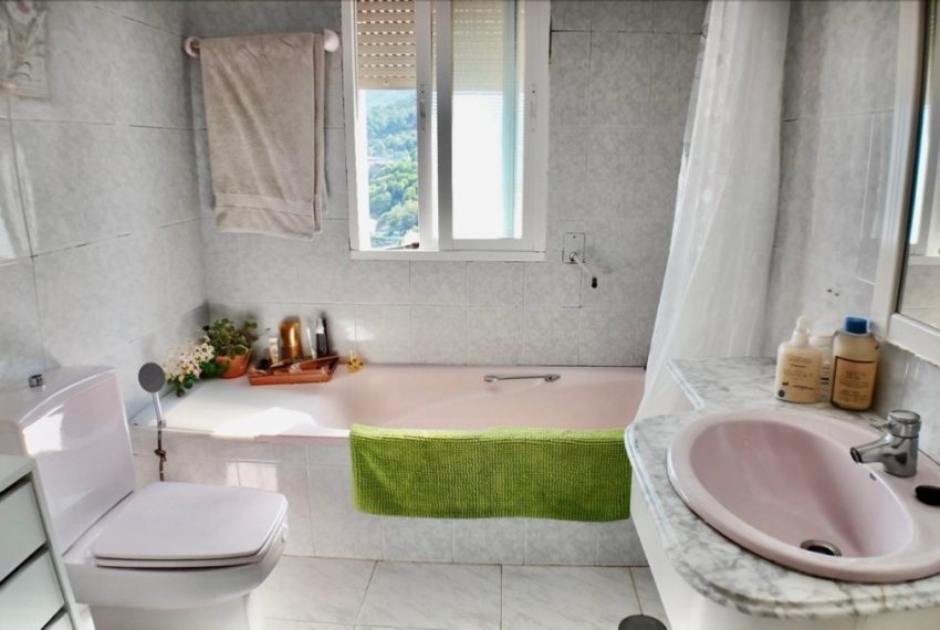 R5132815-Villa-For-Sale-Ojen-Detached-5-Beds-447-Built-14