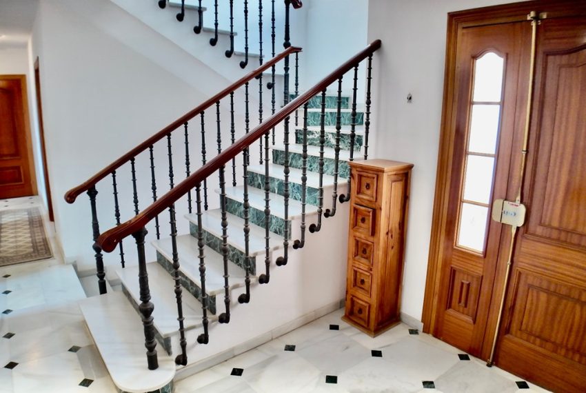 R5132815-Villa-For-Sale-Ojen-Detached-5-Beds-447-Built-15