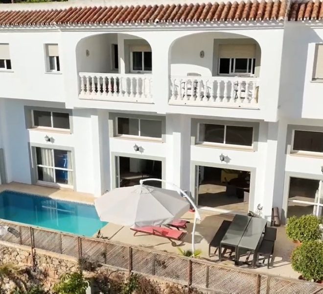 R5132815-Image 1-Detached - 5 Beds - 447 Built