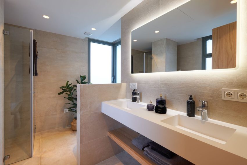 R5134288-Villa-For-Sale-Estepona-Detached-6-Beds-306-Built-16