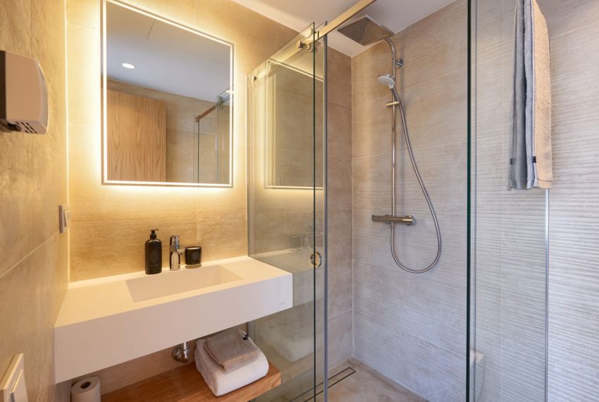 R5134288-Villa-For-Sale-Estepona-Detached-6-Beds-306-Built-18